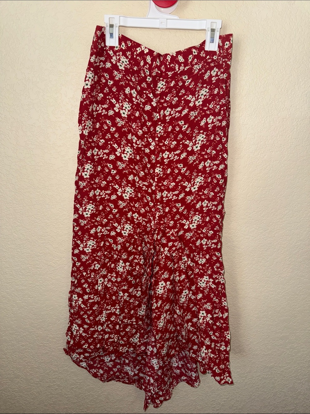 River Island Red Floral Midi Skirt Size 12 Ruched Ruffle Hem